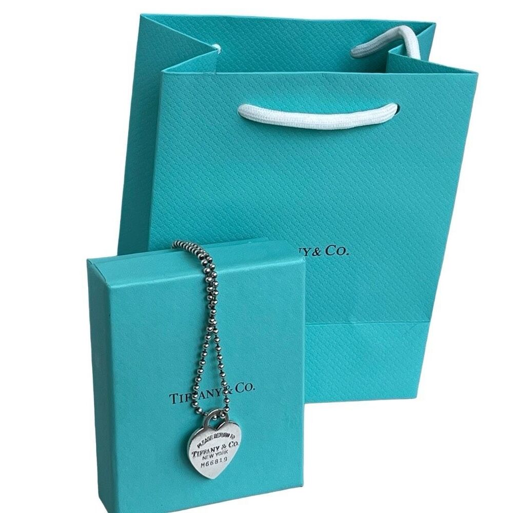 Tiffany & Co. Beaded 34” Chain Return to Tiffany Heart Tag Necklace in Silver - Picture 8 of 9